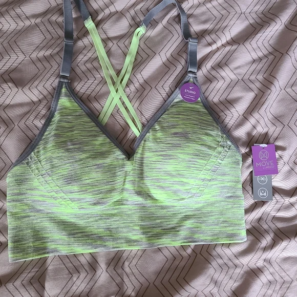 A brand new sports bra size xs-s. - Picture 4 of 4